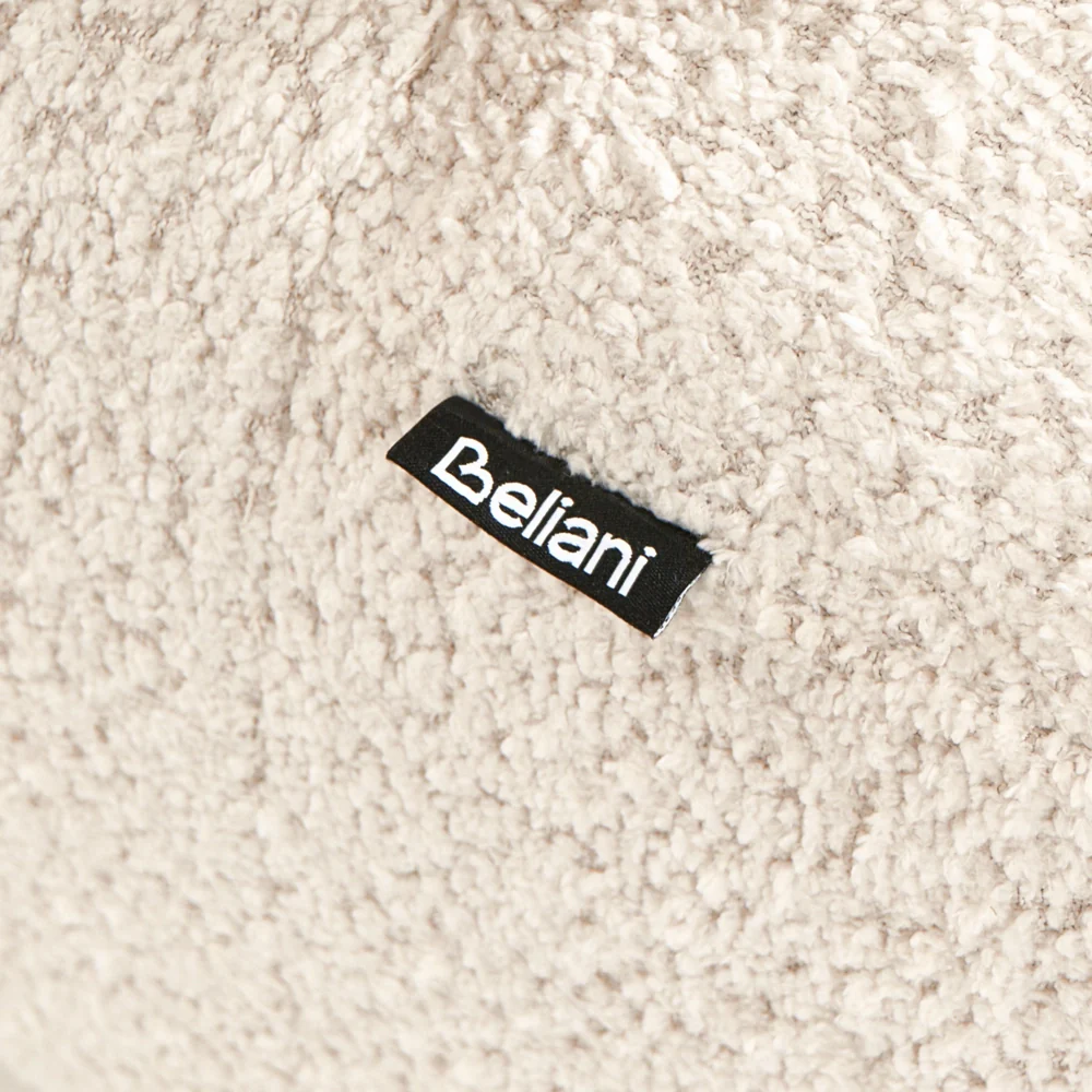 Accogliente Poltrona in Tessuto Chenille di Poliestere Beige Chiaro con Schienale Curvo Design Moderno Scandinavo - Image 7
