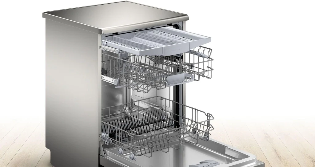 Bosch SMS4HMI07E Serie 4 Lavastoviglie Libera Installazione 14 coperti Classe D 42 dB Home Connect AquaStop (85x60x60 cm) colore Inox - Image 2