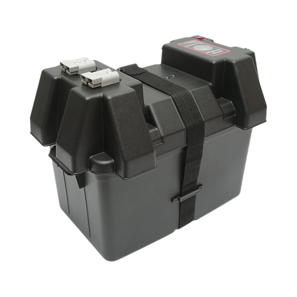 Cassetta per batteria auto 12V con voltmetro DC 6–36V, interruttore di circuito 16A, fusibile da 30A, 2 prese accendisigari, display LCD, 2 porte USB, 340 × 195 × 200 mm. - Image 5
