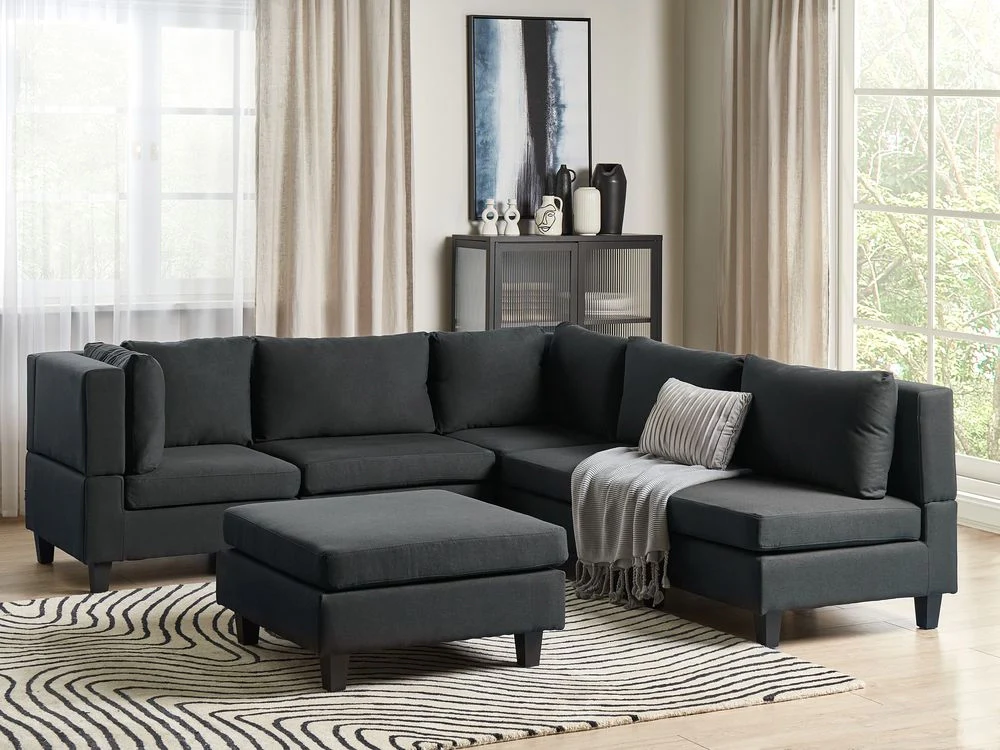 Divano componibile a 5 posti imbottito lato destro in tessuto nero con gambe nere e pouf stile moderno - Image 4