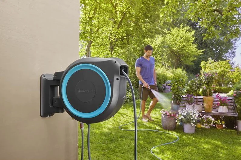 Gardena Avvolgitubo a Parete Automatico RollUp M-L con Tubo da 25m - Image 6