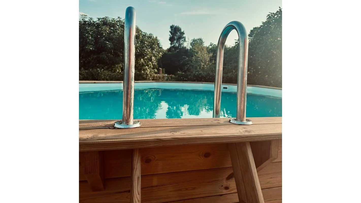 Piscina in legno NEMO 5.79 x 3.49 - H.1.45 m, azzurro chiaro, Su telaio - senza cementazione - BAS7304OSPU - ALTANKA - Image 6