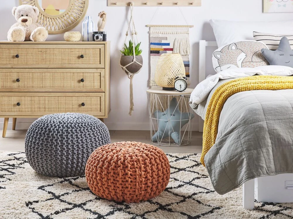 Pouf ottomana grigio scuro in cotone lavorato a maglia perline EPS riempimento rotondo piccolo poggiapiedi 50 x 35 cm - Image 3