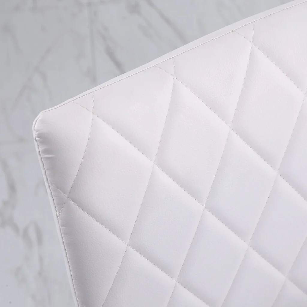 Set 4 Sedie Imbottite 41x50x91 cm in Similpelle Bianco - Image 7