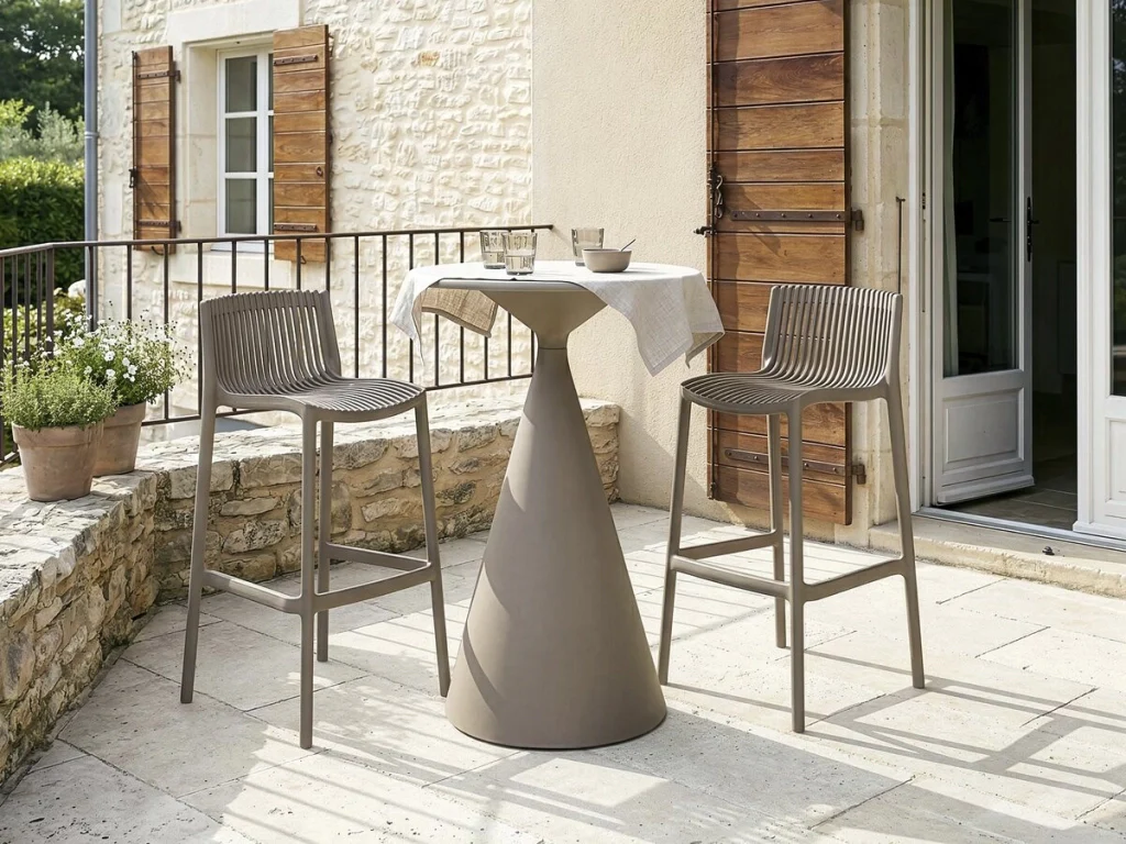 Set di 2 seggioloni impilabili in plastica "Néora" - Taupe - Image 2