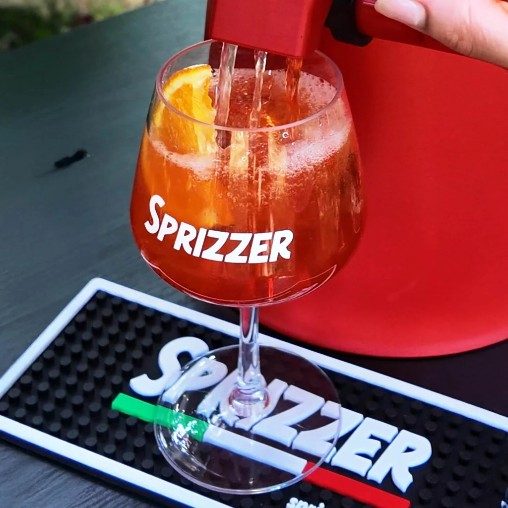 SPRIZZER Kit Sprizzer Nero in Plastica con 3 Bicchieri – Set Completo per Aperitivi Design Italiano Colore Nero Opaco – Modello SPRIZZER-NERO-3-BICCHIERI - Image 4