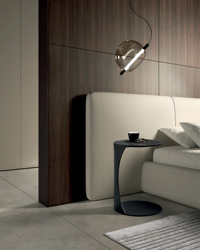 Tavolino Tee con top in ceramica su vetro marmo nero Portoro e struttura in metallo verniciato nero - Stones